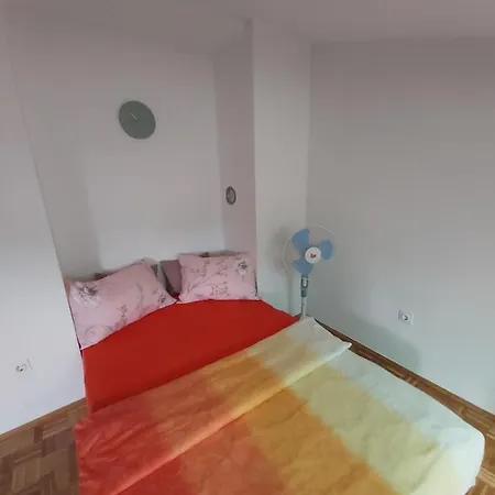 Lägenhet Apartman Mia